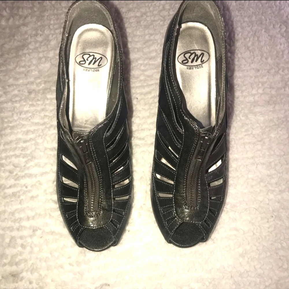 SM New York Peep Toe Bootie Pewter Size 9.5